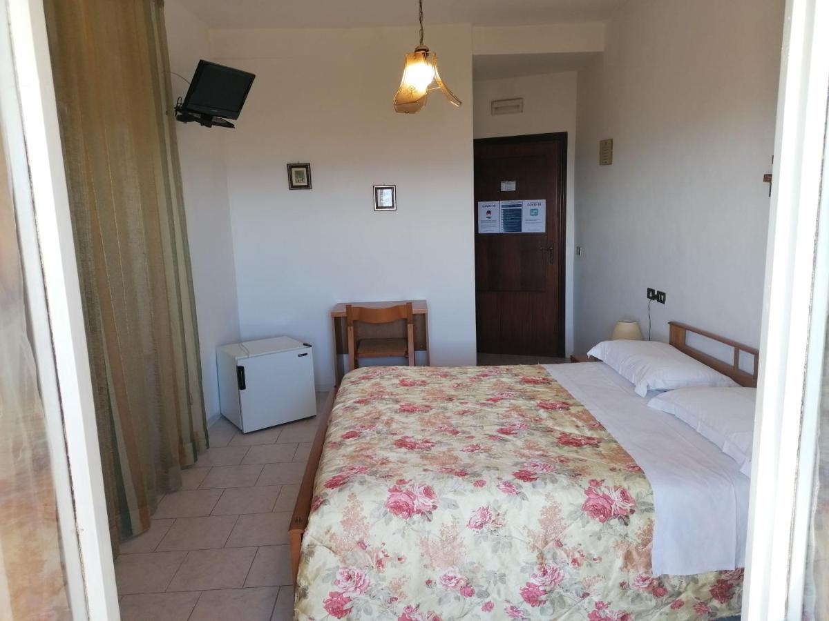 Camere Da Anna Maria Ассизи Экстерьер фото